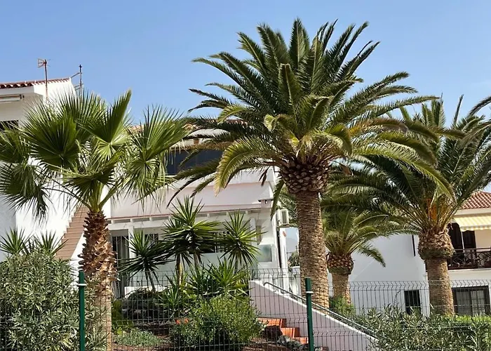 Amarilla Golf San Miguel de Abona